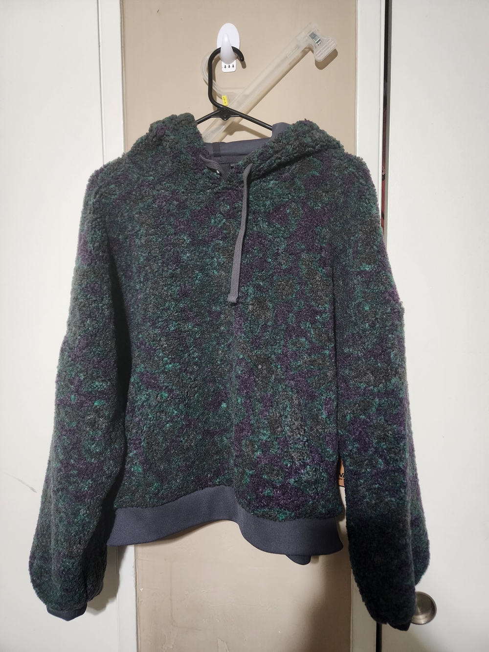 Vans Plush Hooded Sweater in Green and Purple Mix